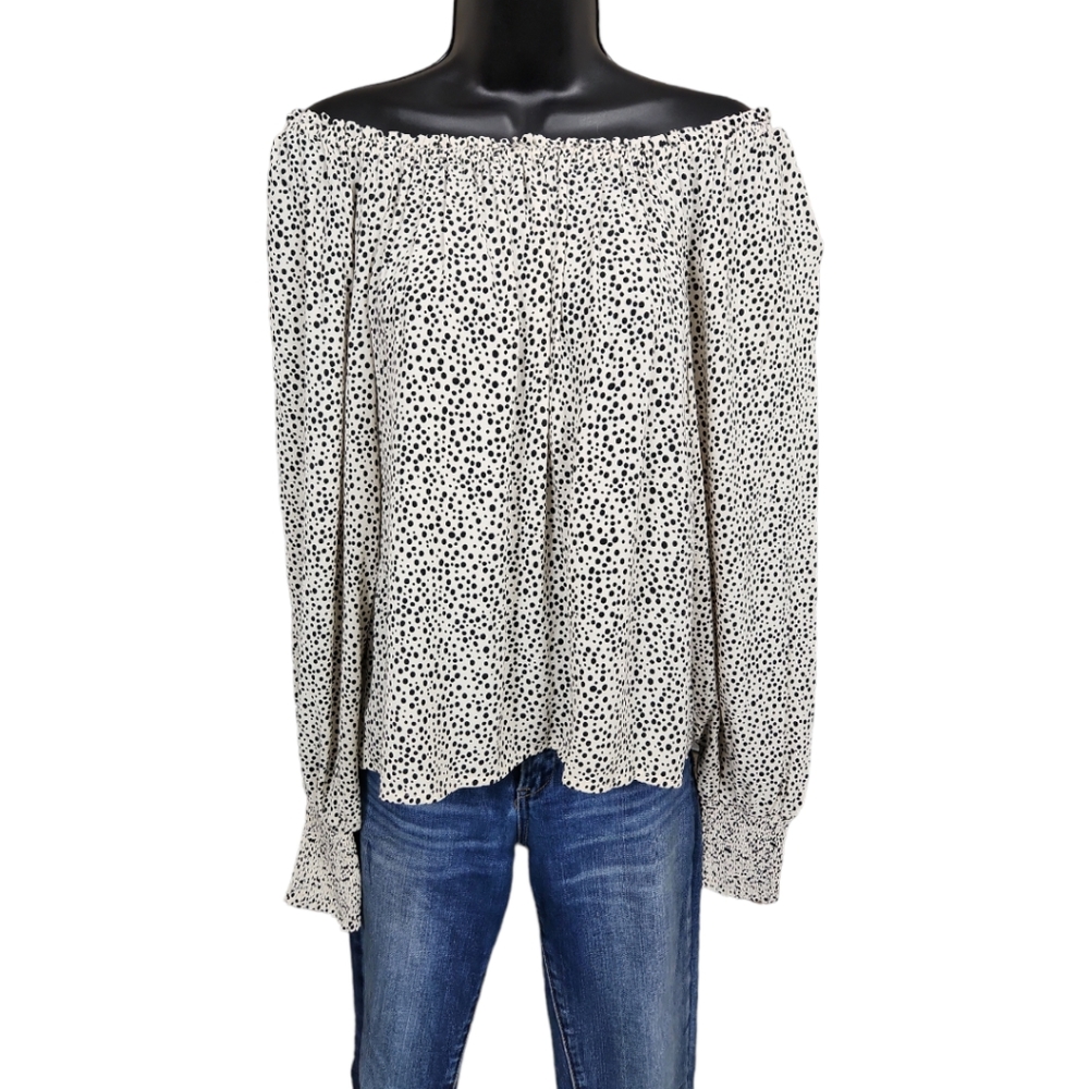 Sanctuary Cream & Black Spotted Off-The-Shoulder Top - Picture 4 of 11